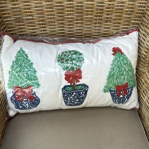Southern Living Holiday Collection Embroidered Trees Pillow NWT 🎄